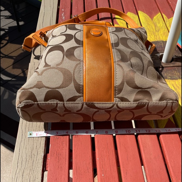 🧡Signature COACH hand bag - Picture 4 of 13